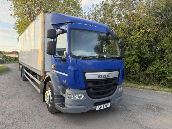DAF LF 220